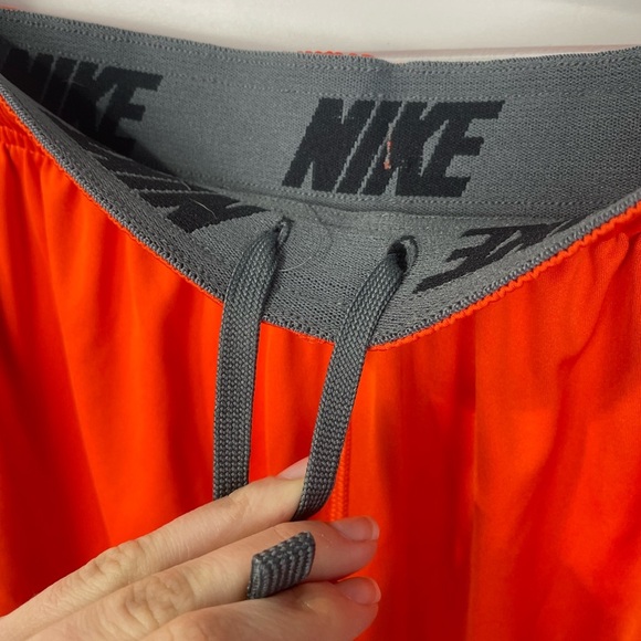 Nike Chicago Bears Football Athletic Orange Shorts Medium Men’s - Picture 8 of 12